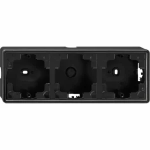GIRA 006347 STECKDOSENKASTEN FÜR 3 STECKDOSEN KLEIN SCHWARZ 9